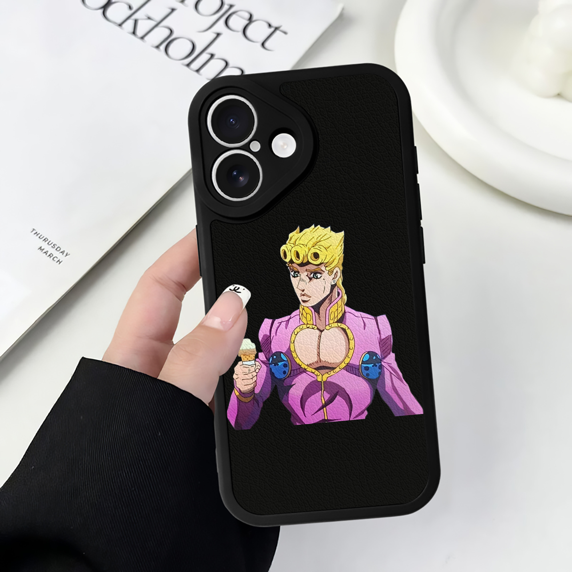 （画像用） ジョジョの奇妙な冒険 ジョルノ?ジョバァーナ JoJo's Bizarre Adventure Giorno Giovanna 【iPhone 16シリーズ対応】シリコンスマホケース（レザー調） 材質：シリコン